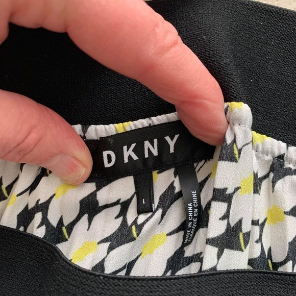 DKNY Knife Pleated Midi Skirt Sz Lg - Picture 4 of 7